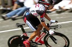 开云体育中国-绿茵争锋与篮坛激战，德比鏖战与高原风暴的交响