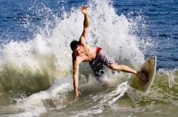 开云体育在线-强压三狮！贝蒂斯式防守哲学如何炼成阿什拉夫的封神之战