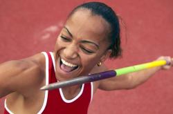 开云体育APP下载-夜尽天光，爱德华兹一箭定江山，意甲焦点战的绝杀美学