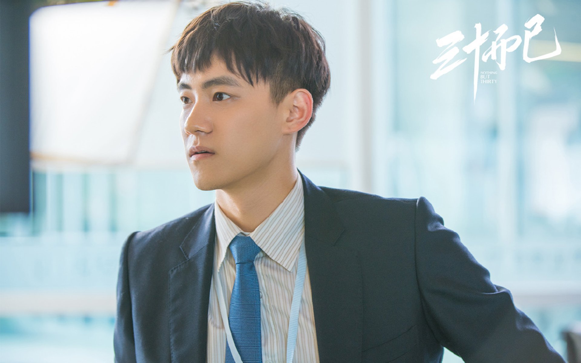 绿茵场与硬木地板的交响诗，淘汰赛制下，战术博弈与意志力的永恒对决