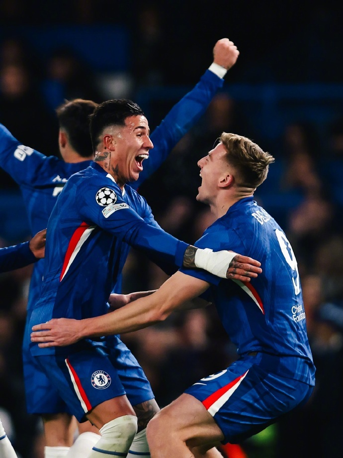 欧冠半决赛之夜，切特进攻端无人可挡